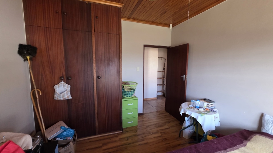 4 Bedroom Property for Sale in Heiderand Western Cape